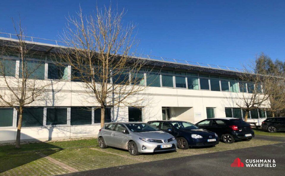 Location bureaux 610 m² non divisibles