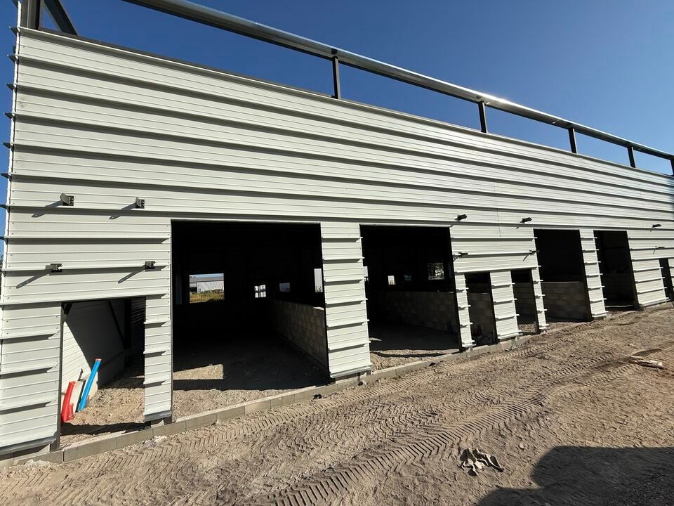 Vente local d''activites 94.7 m² non divisibles