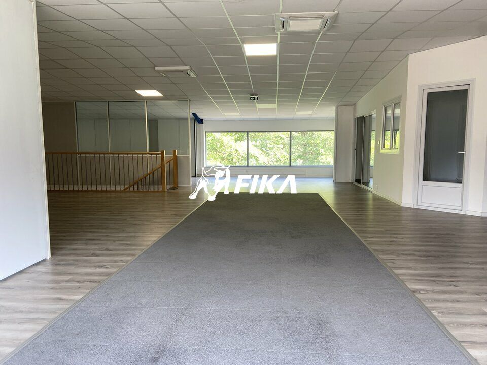 212 m² pour ce bureaux en location à Muret