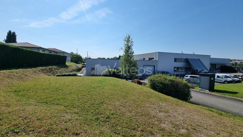 Location local d''activites 860 m² non divisibles