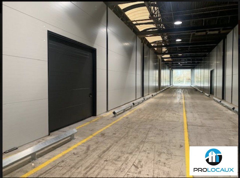 Location local d''activites 365 m² non divisibles