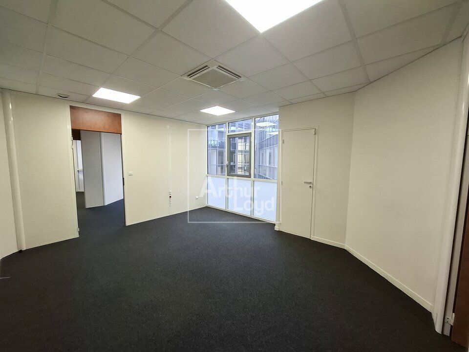 Location bureaux 60 m² non divisibles