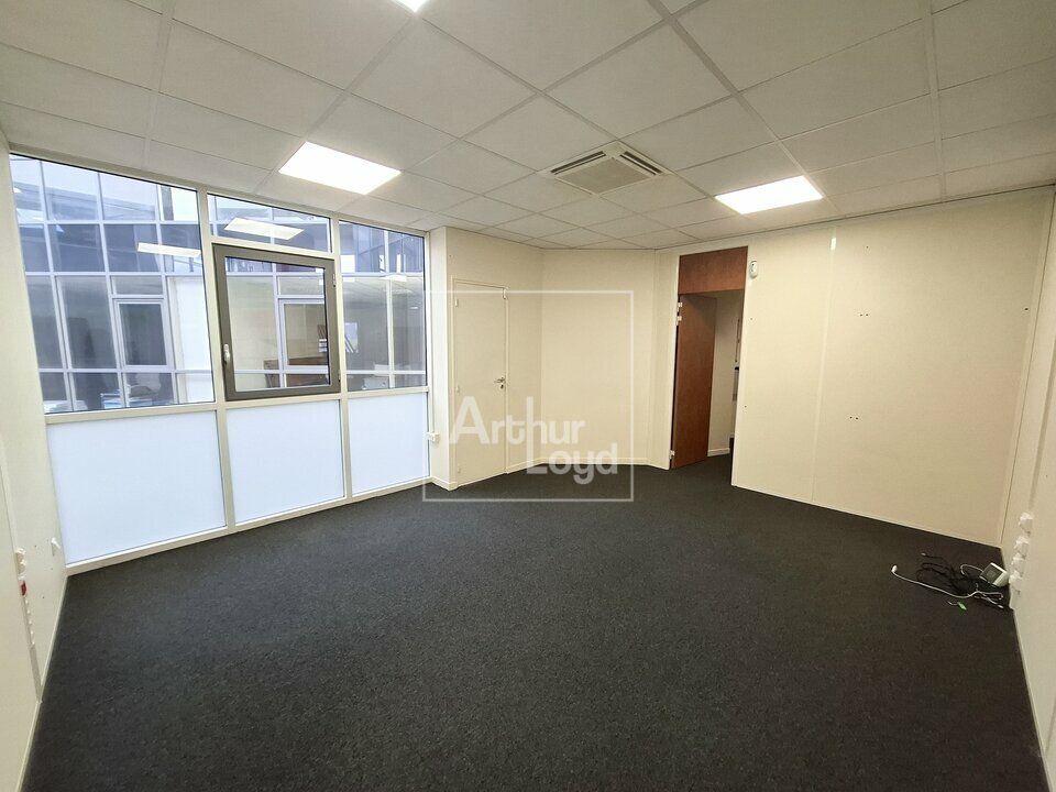 Bureaux proches toutes commodités à louer