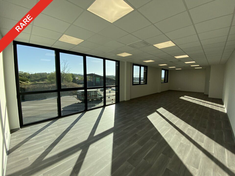 Location bureaux 67 m² non divisibles