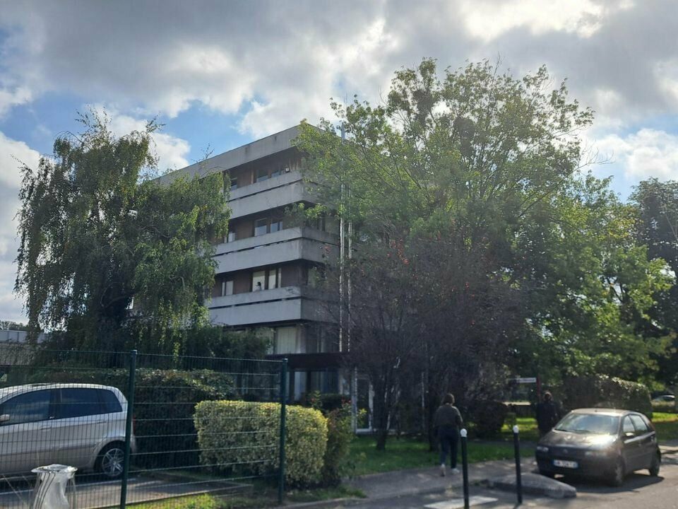 Location bureaux 1937 m² divisibles à partir de 10 m²