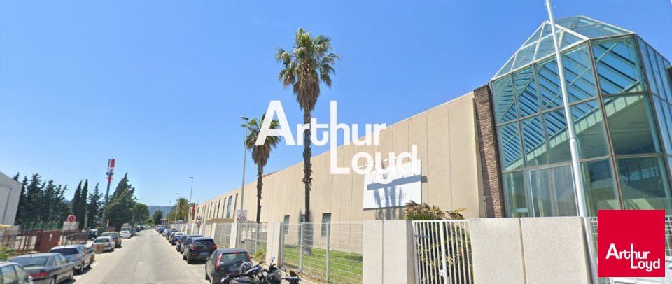 Location local d''activites 350 m² non divisibles