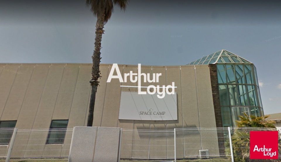 Location de locaux mixtes 350 m² Cannes la Bocca proche Zone commerciale Les Tourrades