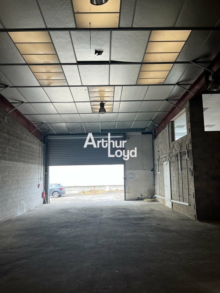 Location locaux d'activité 375 m² - Environnement tertiaire - Mandelieu la Napoule