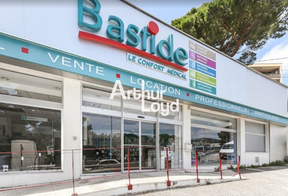 A louer local commercial 160 m² - Emplacement numéro 1 - Cannes