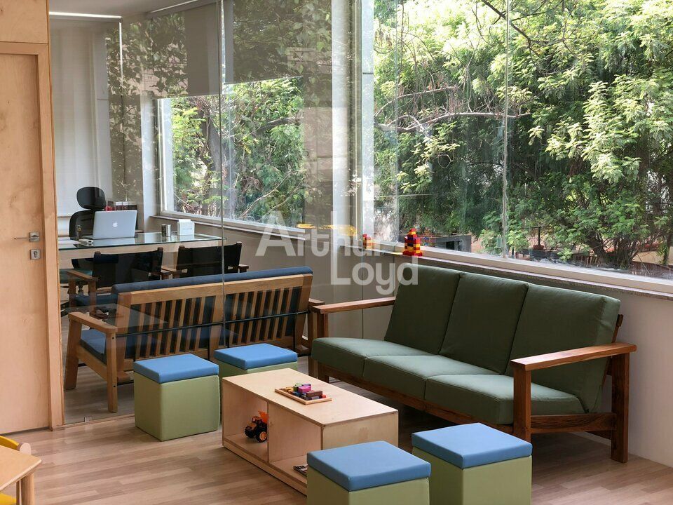 Vente local professionnel 50 m² non divisibles