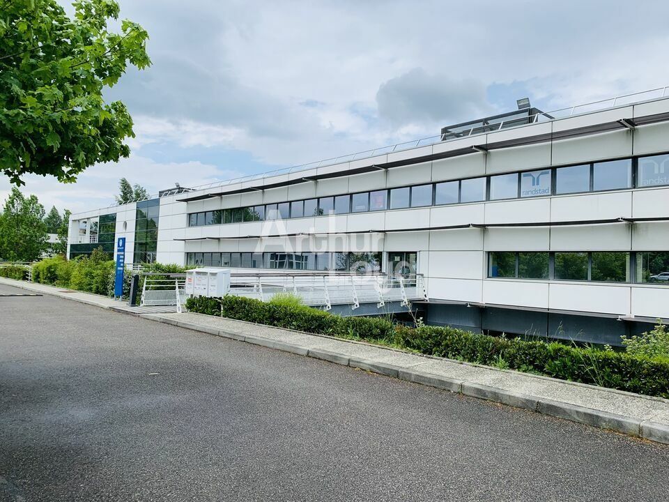 Location bureaux 715 m² divisibles à partir de 174 m²