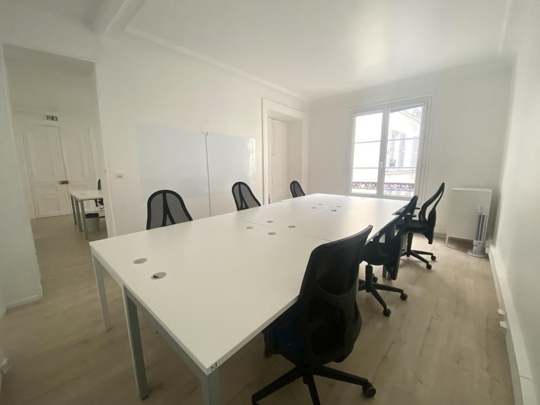 Location Bureaux 137 m² non divisibles