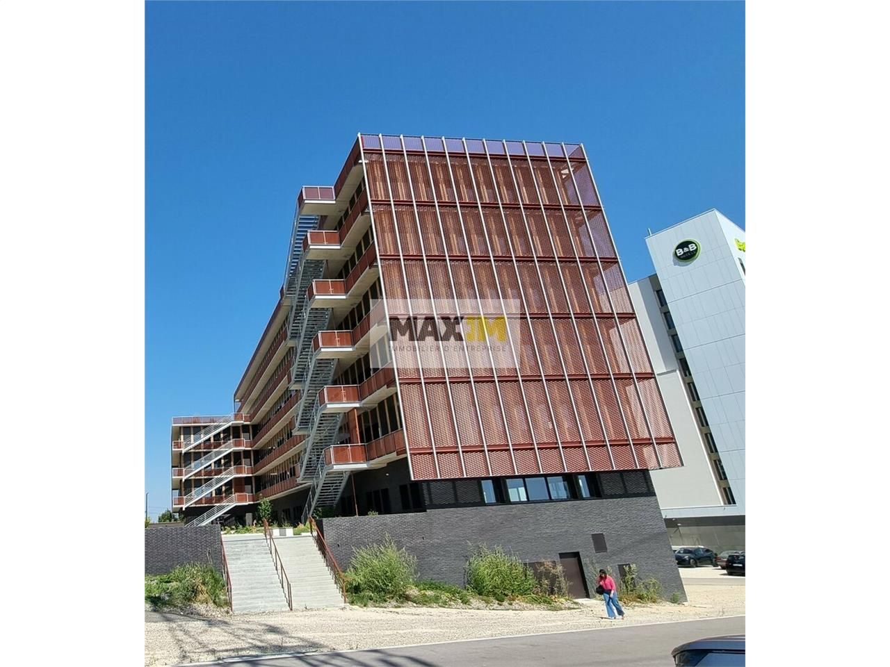 Location bureaux 1116.25 m² divisibles à partir de 77.3 m²