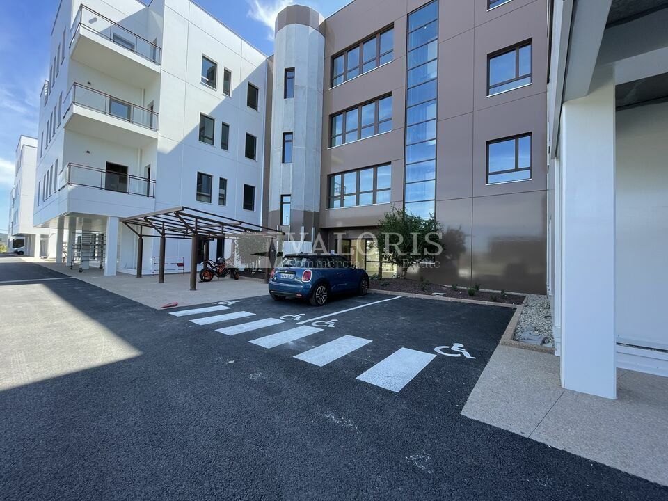Vente bureaux 434 m² non divisibles