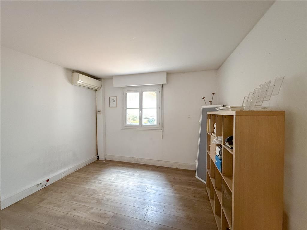 Location Bureaux 40 m² non divisibles