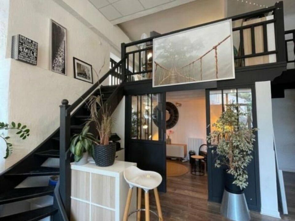 Location local commercial 73 m² non divisibles