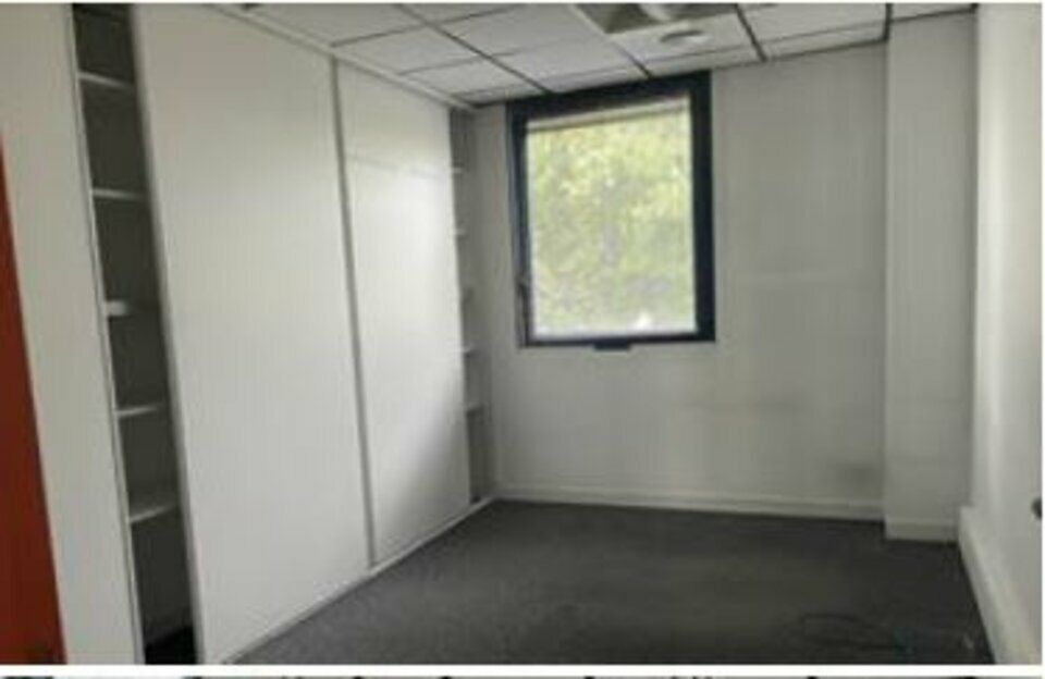 BUREAUX RECENTS ET FOCNTIONNELS A GENAY