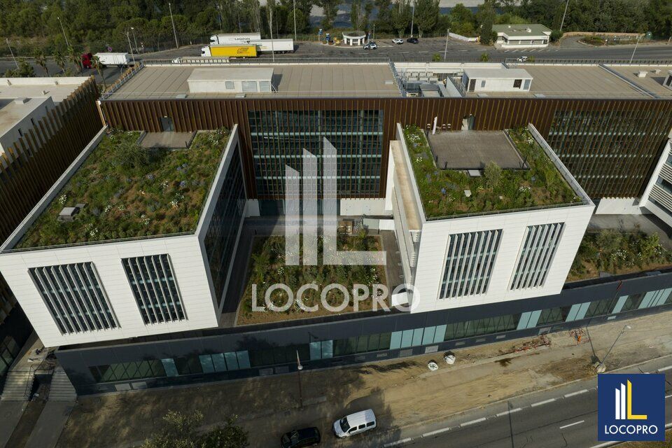 672 m² pour ce bureaux en location à Nice