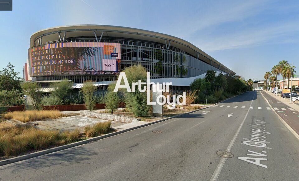 Location local commercial 220 m² non divisibles