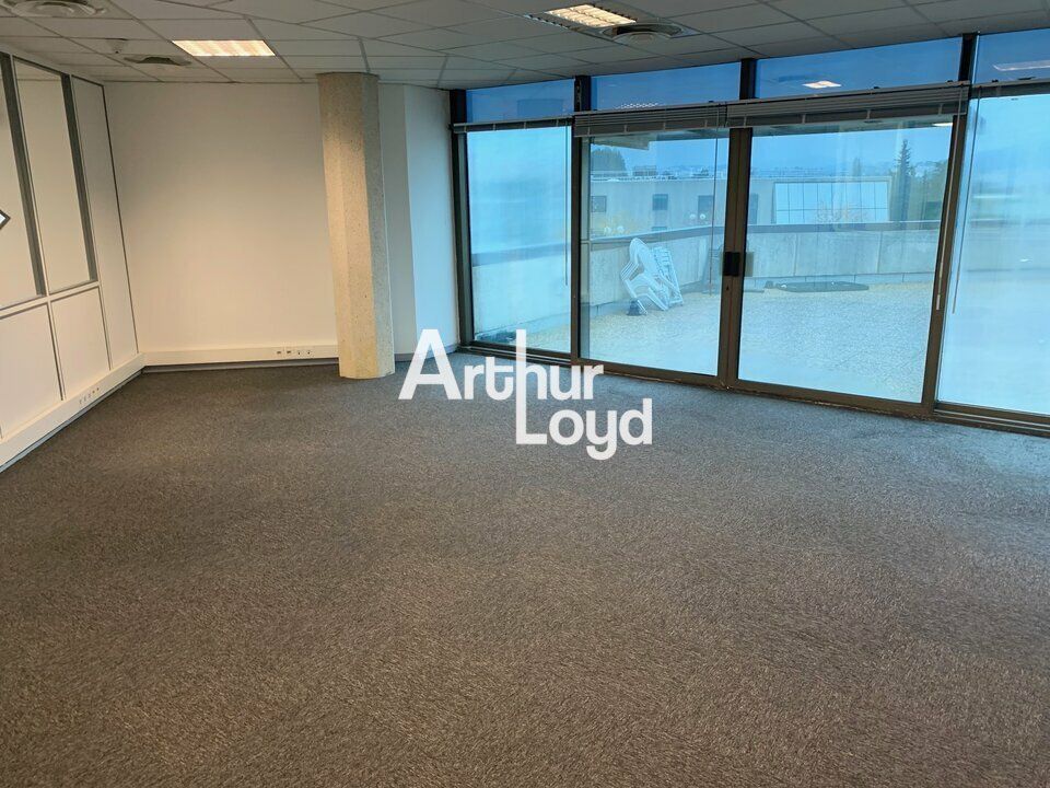 Bureaux à la location divisibles dès 45 m² - Cannes la Bocca proche les Tourrades
