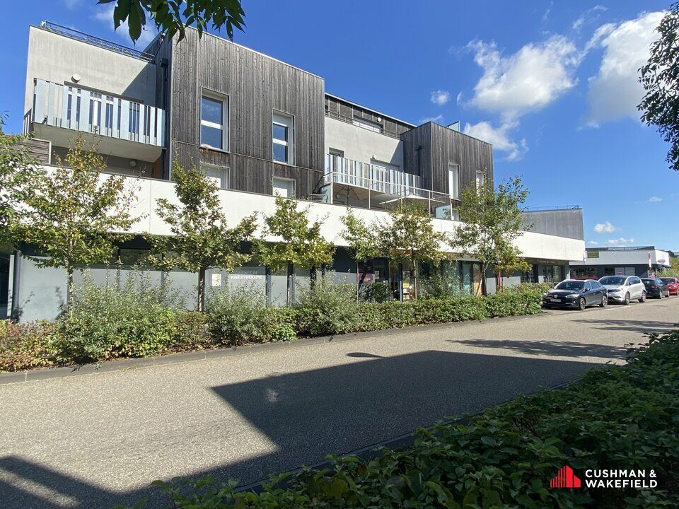 VILLENAVE D'ORNON LOCAL COMMERCIAL A VENDRE LIBRE DE TOUTE OCCUPATION