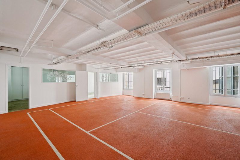 Location bureaux 648 m² à Paris