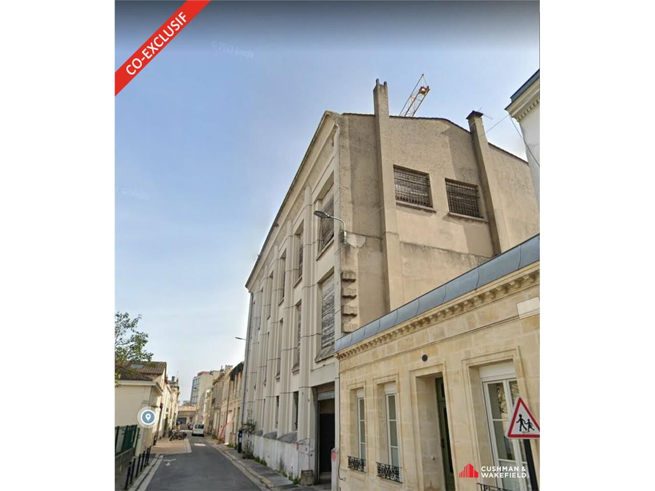 A Bordeaux, une surface de 1 052 m² à usage de bureaux en R+3 à réhabiliter proposé à la vente
