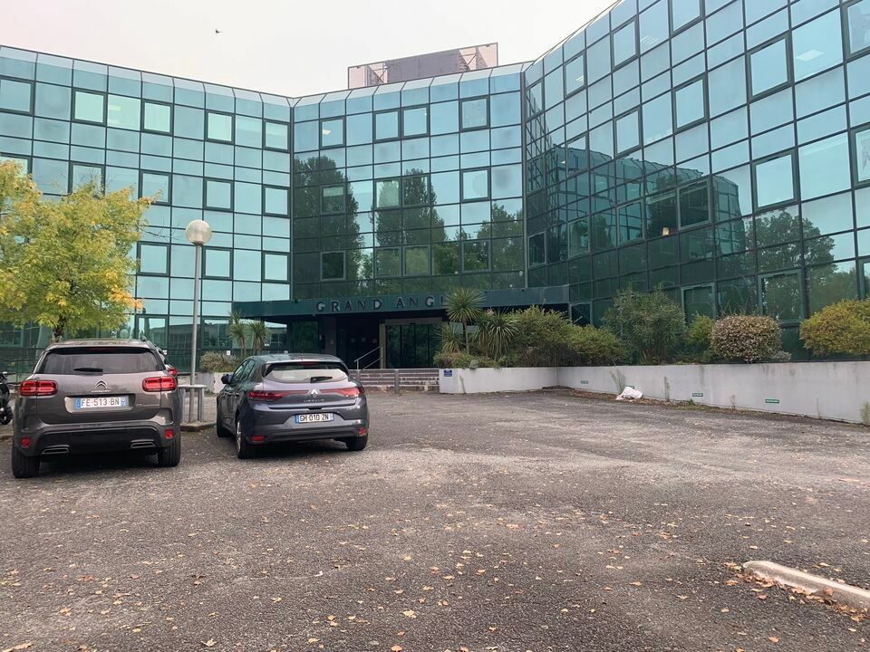 Location bureaux 360 m² non divisibles