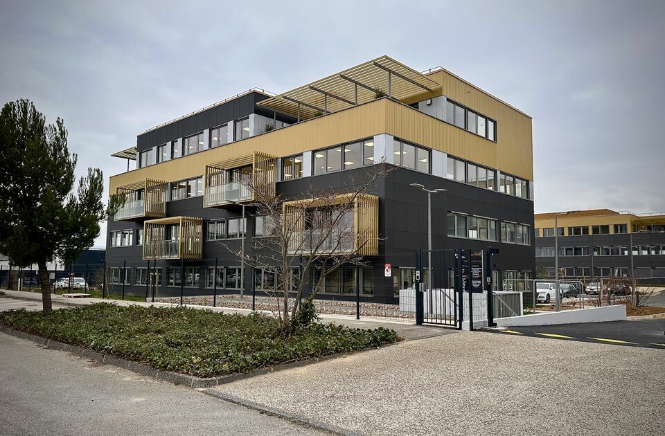 Vente bureaux 112 m² non divisibles