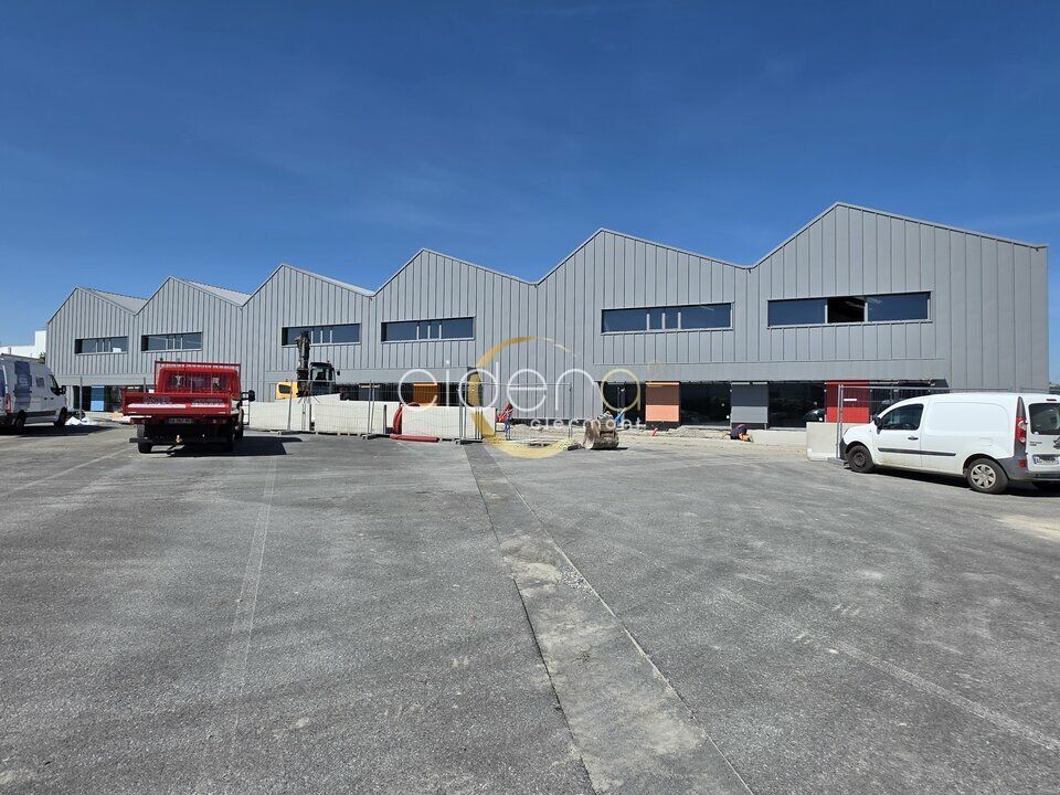 Pôle économique de Ladoux (63360), locaux d'activités neufs RE2020 à louer