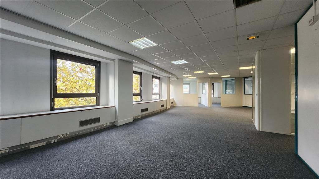 Location Bureaux 203 m² non divisibles