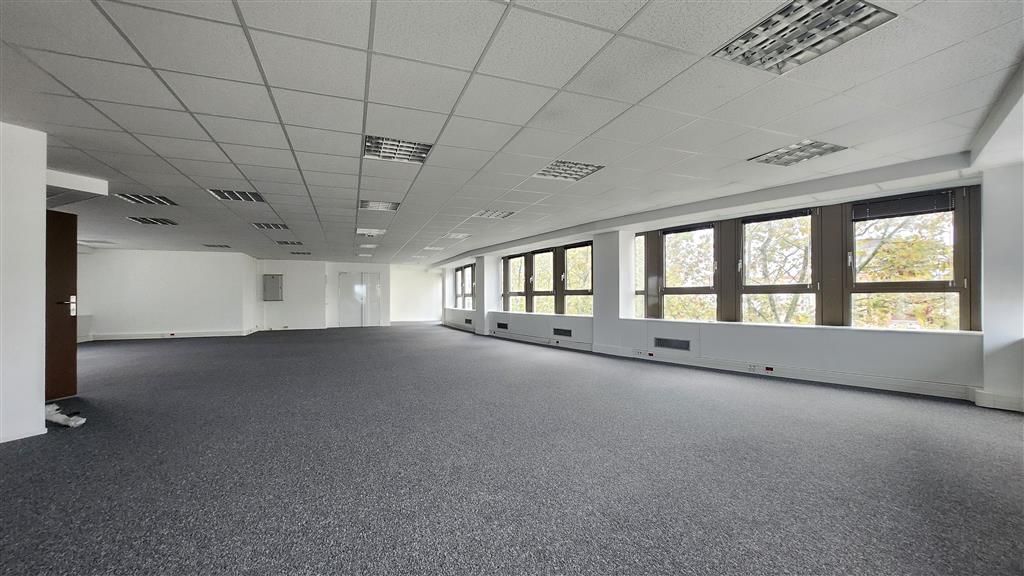 Location Bureaux 204 m² non divisibles