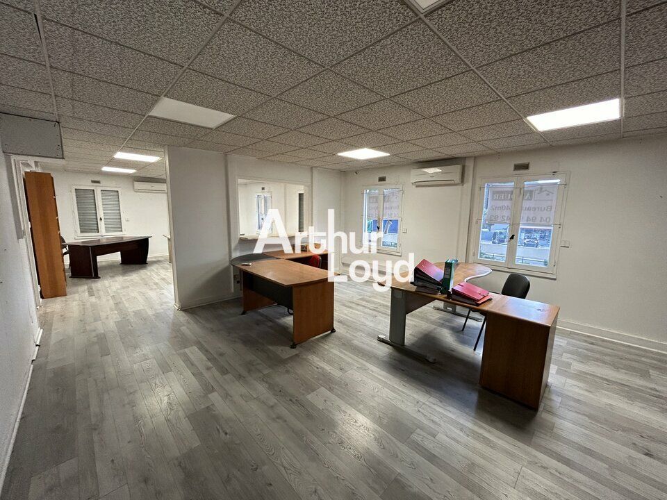 Bureaux à louer 131 m² - Centre Ville Fréjus