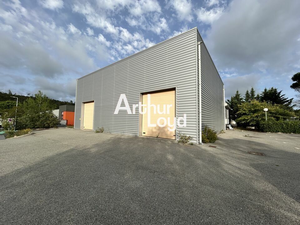 Location local d''activites 540 m² non divisibles