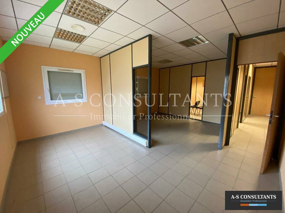 Location bureaux 99 m² non divisibles