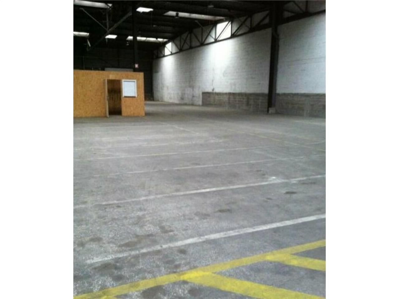 Entrepôt industriel de 1208 m² à louer - Rouen (76)