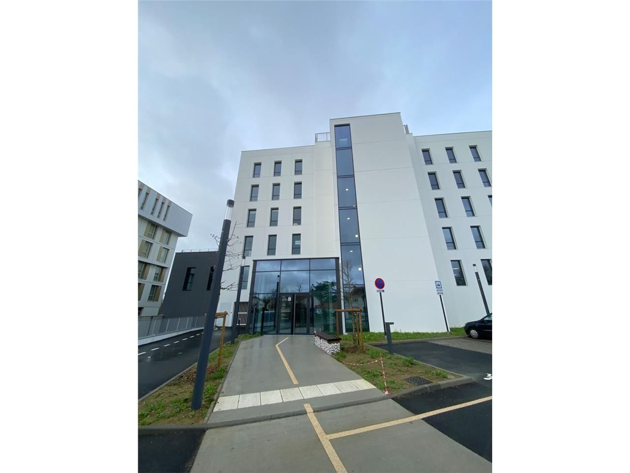 Location bureaux 191.5 m² à Rezé