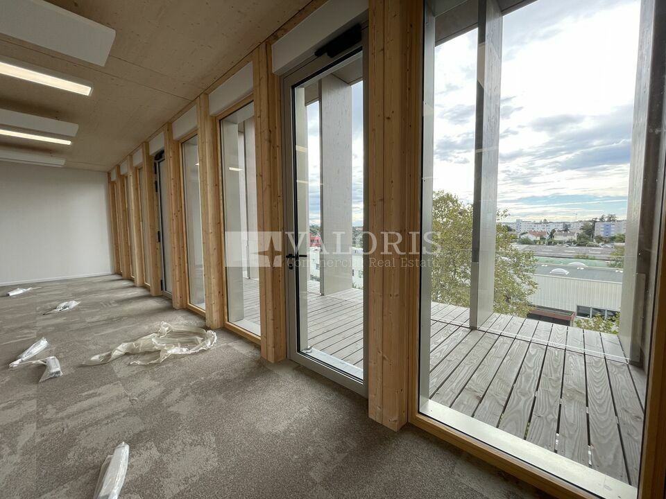Location bureaux 1178.5 m² divisibles à partir de 150 m²