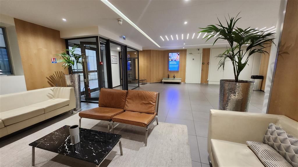 Location Bureaux 551 m² non divisibles