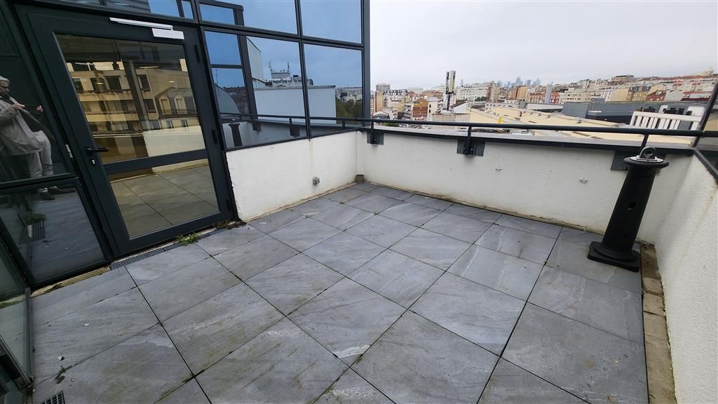 Location bureaux 549 m² divisibles à partir de 549 m²