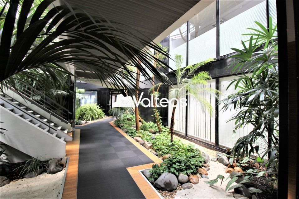 Location bureaux 382 m² non divisibles