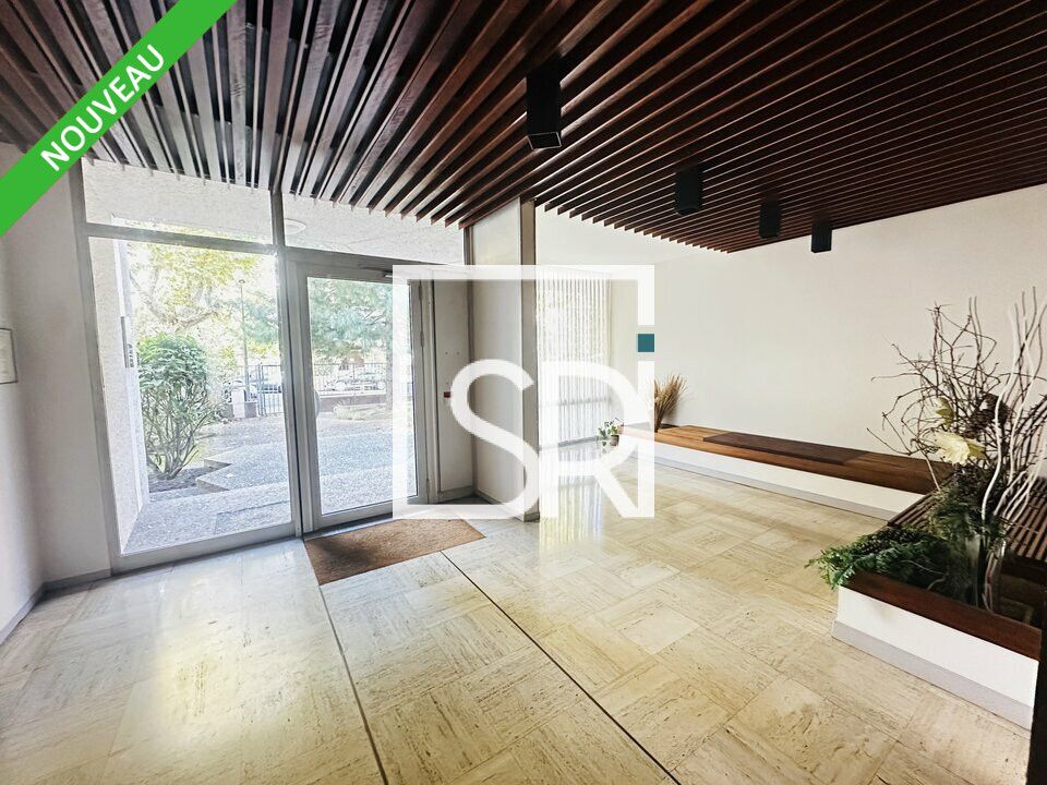 Location bureaux 121 m² non divisibles