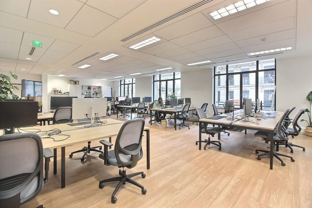 Location bureaux 500 m² non divisibles