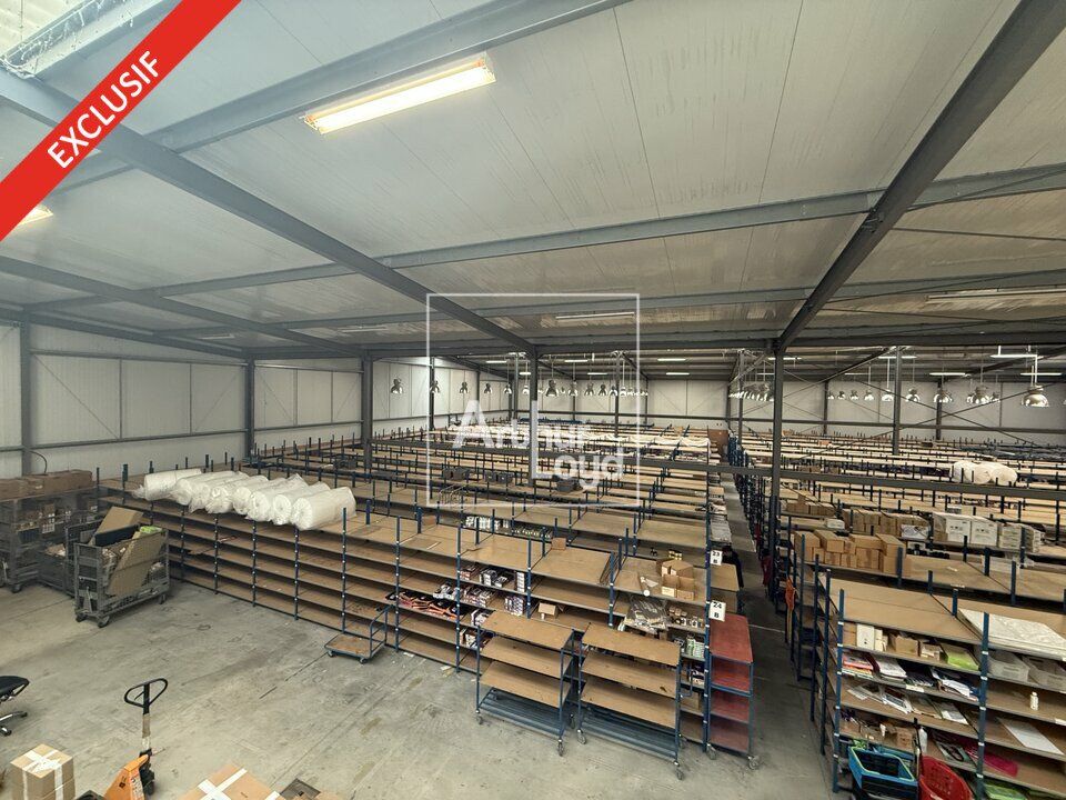 Vente local d''activites 3000 m² non divisibles