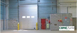 Location local d''activites 816 m² non divisibles