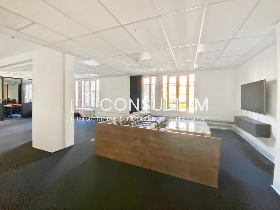 Location Bureaux 258 m² non divisibles