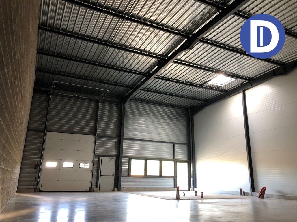 Vente activites 1212.00 m² non divisibles