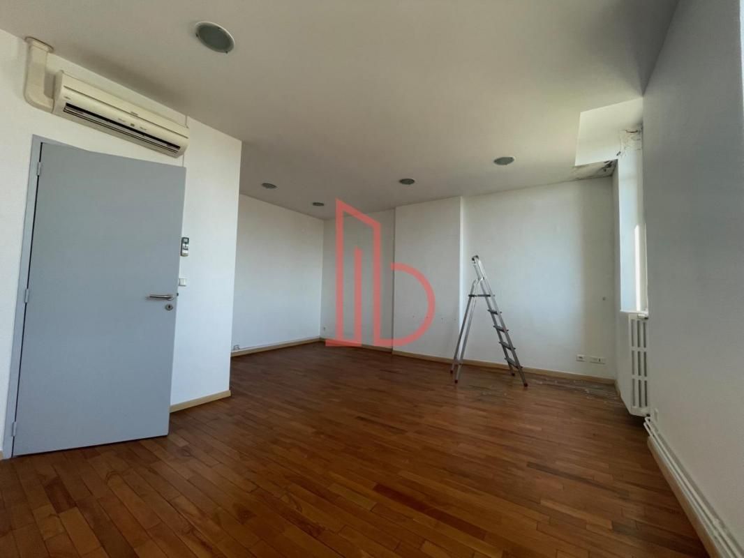 Location bureaux 182 m² divisibles à partir de 91 m²