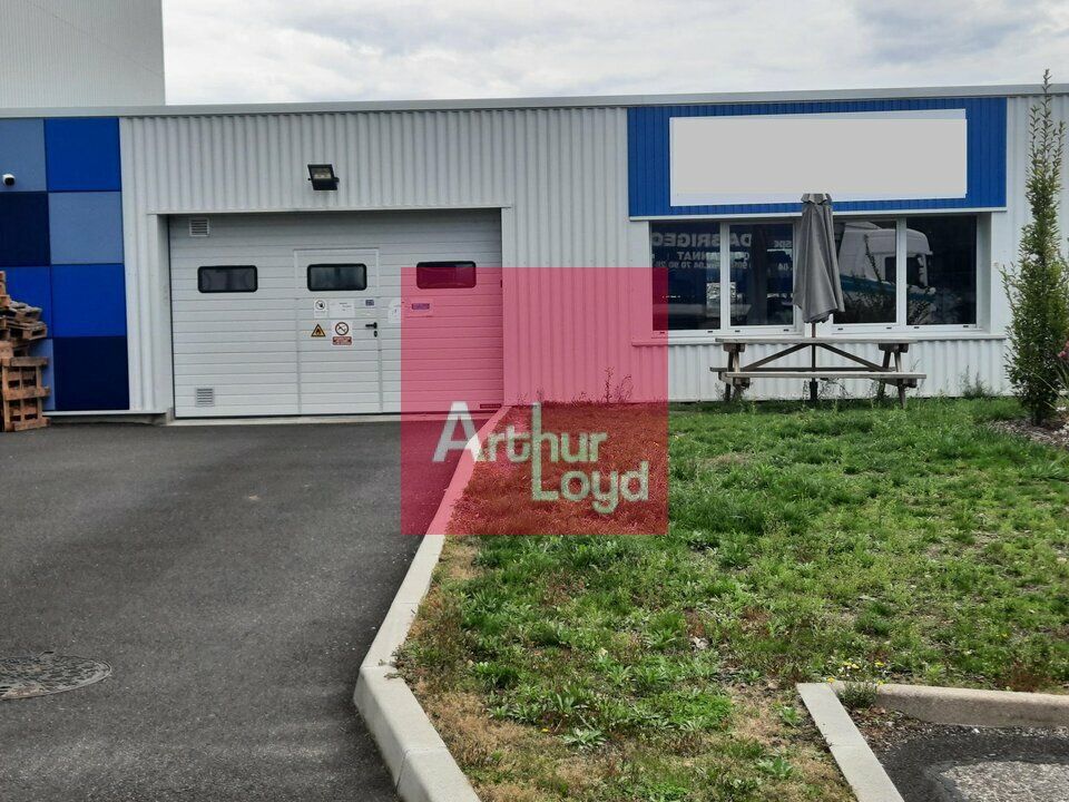 Location local d''activites 347 m² non divisibles