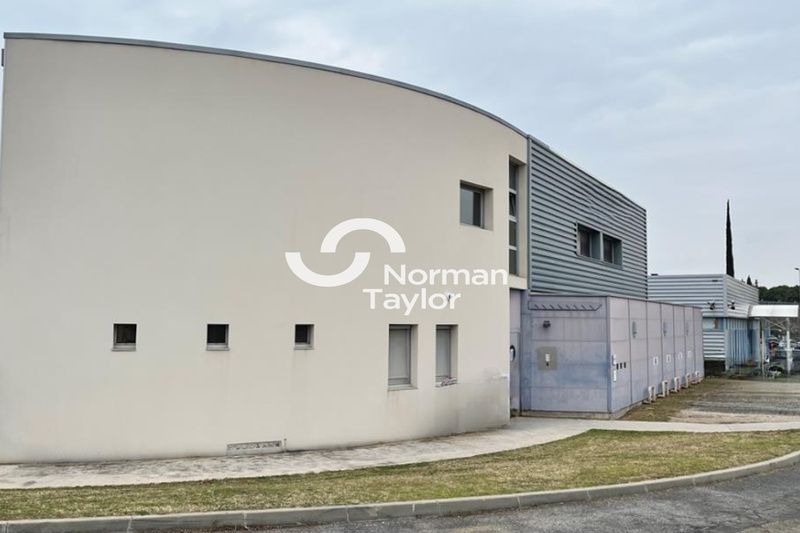 Vente bureaux 465.69 m² non divisibles